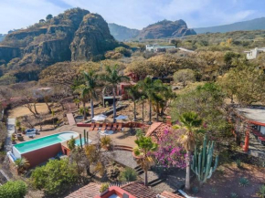 Casanevo Tepoztlan Luxury Retreat with Breathtaking Views Pool and Hot Tub on 40000 Sq Ft